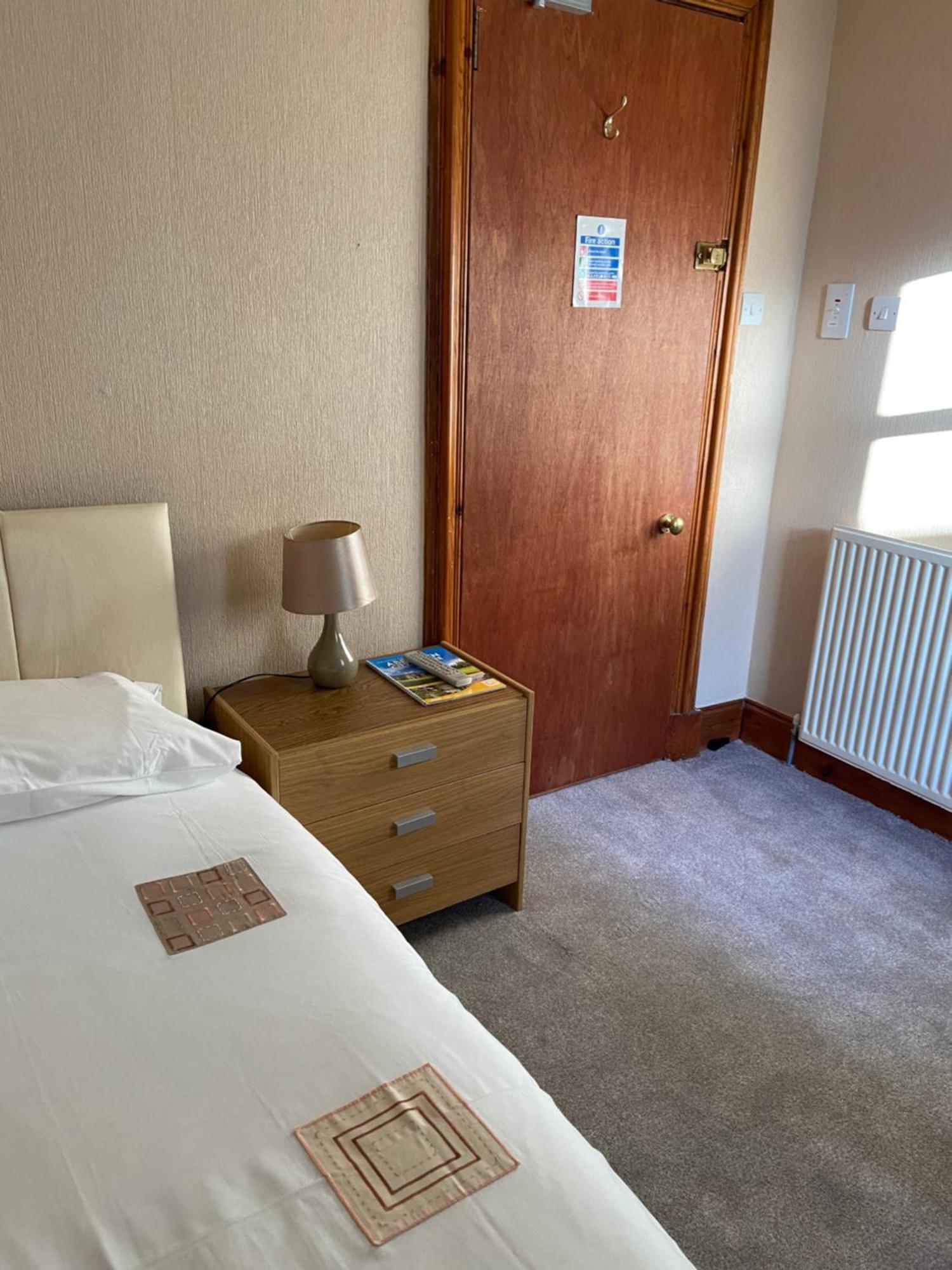 Belhaven Private Hotel Абърдийн Екстериор снимка
